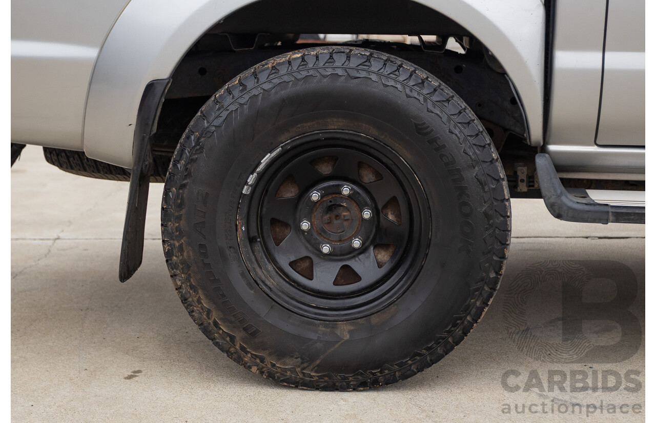 12/2011 Nissan Navara ST-R (4x4) D22 MY08 Dual Cab P/Up Silver 2.5L
