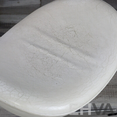 Swan Chair and Footstool by Hans Wegner for Fritz Hansen