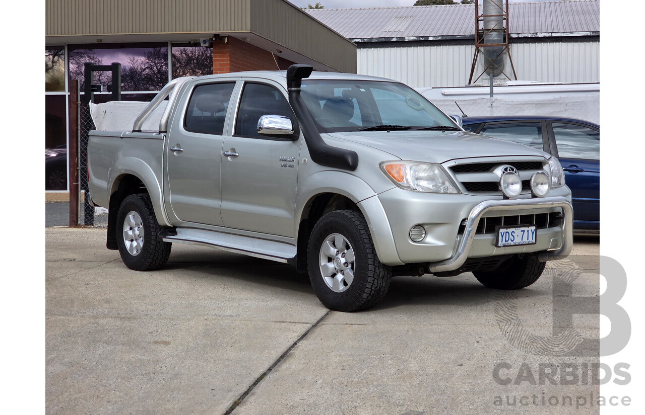4/2005 Toyota Hilux SR5 (4x4) GGN25R Dual Cab P/Up Silver 4.0L