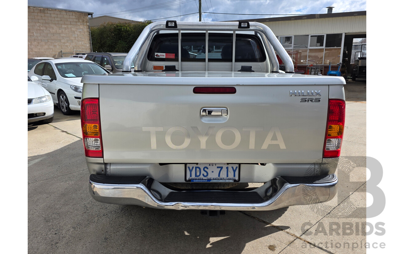 4/2005 Toyota Hilux SR5 (4x4) GGN25R Dual Cab P/Up Silver 4.0L