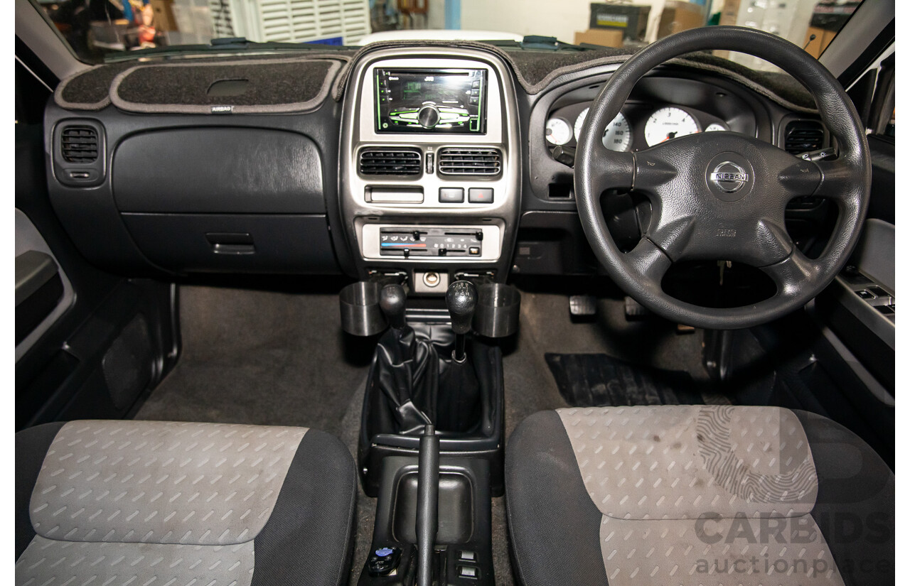1/2014 Nissan Navara ST-R (4x4) D22 Series 5 Dual Cab P/Up Polar White Turbo Diesel 2.5L