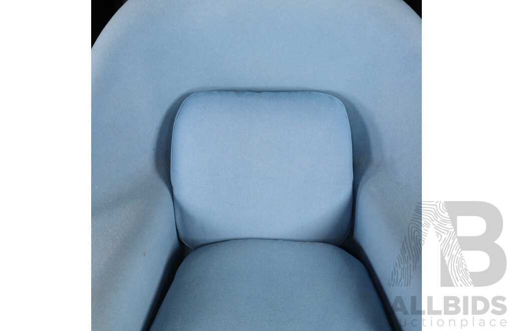 Reproduction Womb Chair and Ottoman