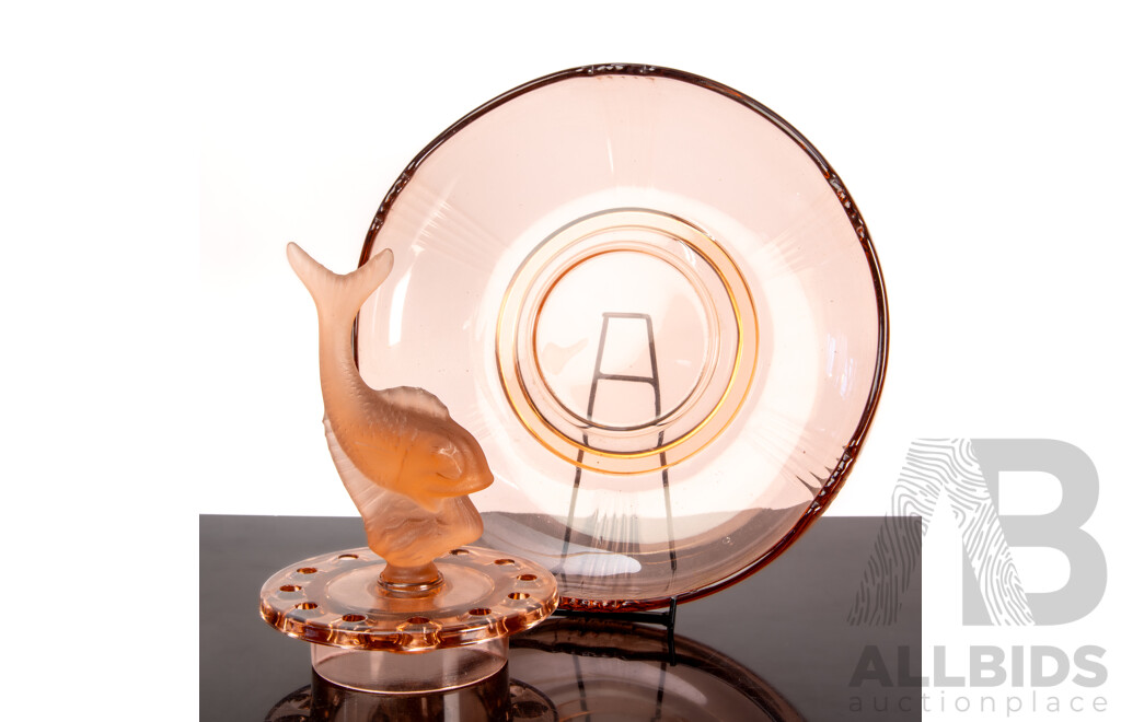 Vintage Art Deco Pink Glass Float Bowl with Frog and Fish Centrepiece