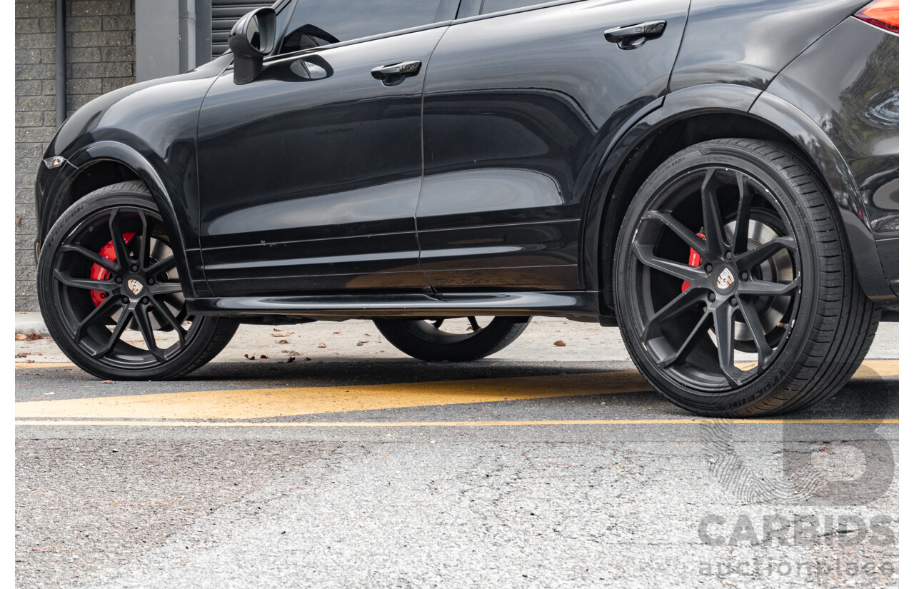 8/2013 Porsche Cayenne GTS 92A Series 2 (AWD) MY14 4d Wagon Jet Black V8 4.8L