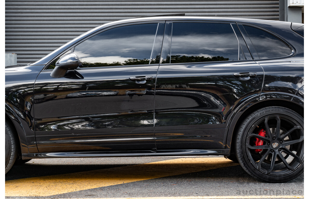 8/2013 Porsche Cayenne GTS 92A Series 2 (AWD) MY14 4d Wagon Jet Black V8 4.8L