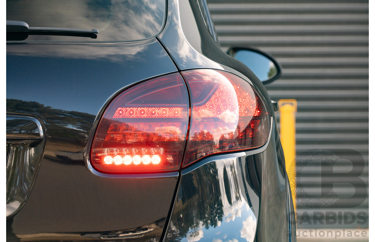 8/2013 Porsche Cayenne GTS 92A Series 2 (AWD) MY14 4d Wagon Jet Black V8 4.8L