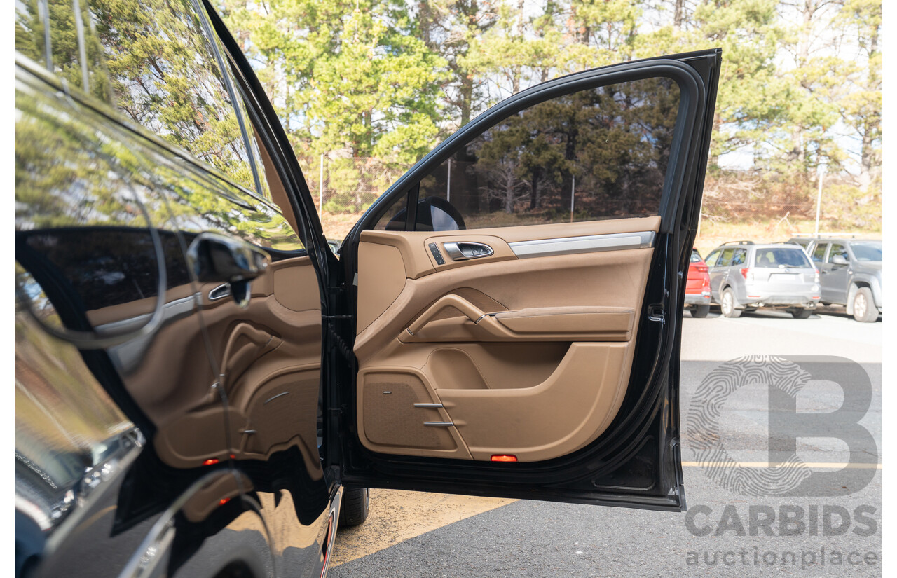8/2013 Porsche Cayenne GTS 92A Series 2 (AWD) MY14 4d Wagon Jet Black V8 4.8L