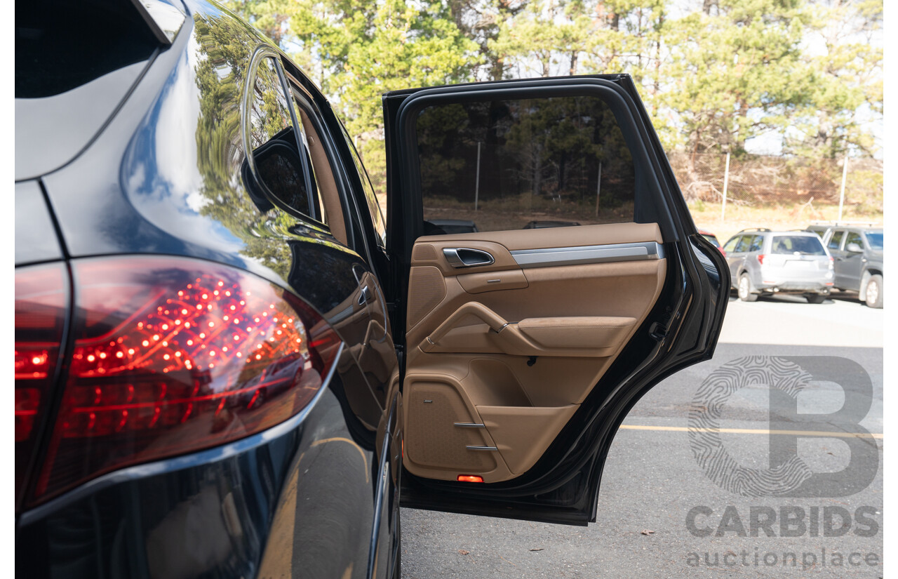 8/2013 Porsche Cayenne GTS 92A Series 2 (AWD) MY14 4d Wagon Jet Black V8 4.8L