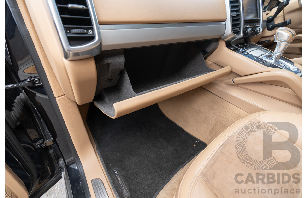 8/2013 Porsche Cayenne GTS 92A Series 2 (AWD) MY14 4d Wagon Jet Black V8 4.8L