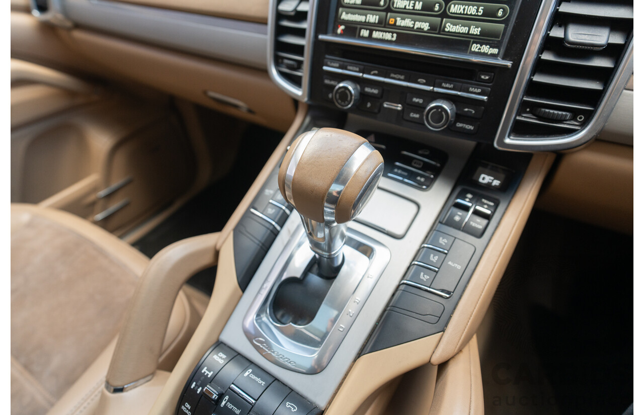 8/2013 Porsche Cayenne GTS 92A Series 2 (AWD) MY14 4d Wagon Jet Black V8 4.8L
