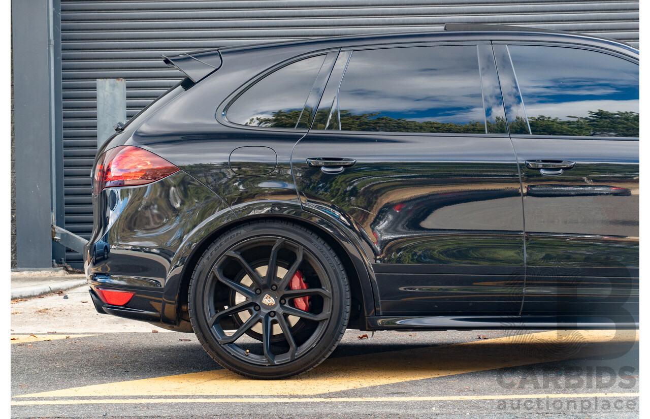 8/2013 Porsche Cayenne GTS 92A Series 2 (AWD) MY14 4d Wagon Jet Black V8 4.8L