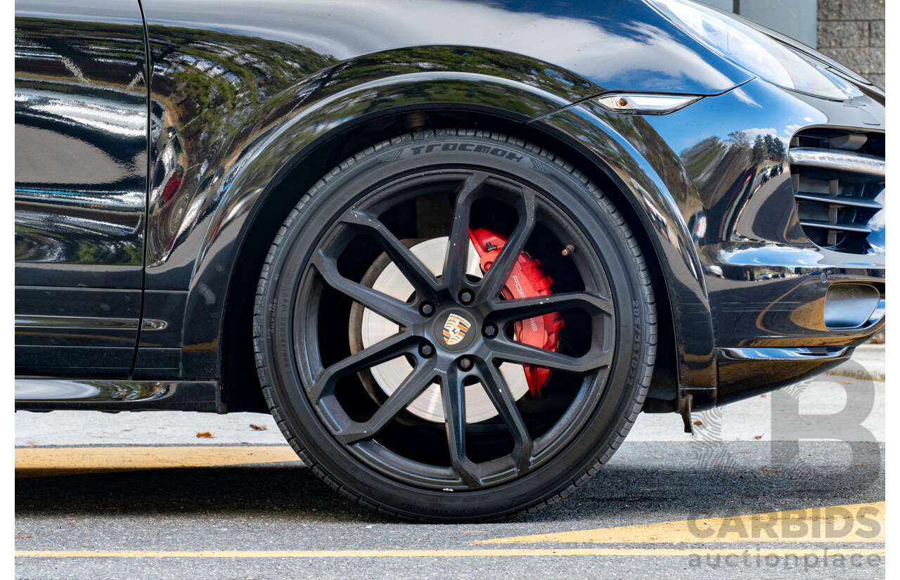 8/2013 Porsche Cayenne GTS 92A Series 2 (AWD) MY14 4d Wagon Jet Black V8 4.8L