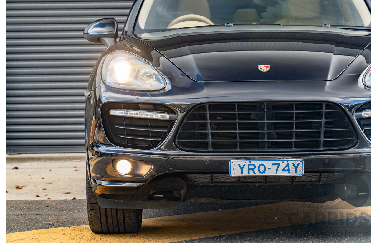 8/2013 Porsche Cayenne GTS 92A Series 2 (AWD) MY14 4d Wagon Jet Black V8 4.8L