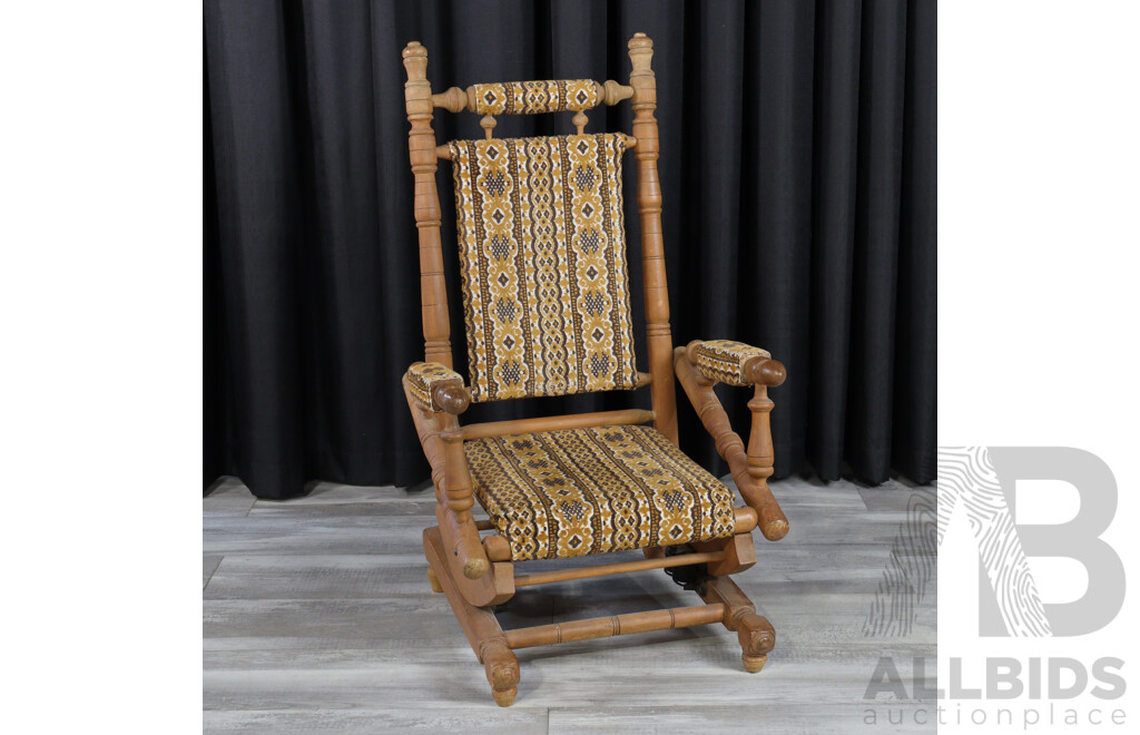 Vintage American Dexter Nursing Rocker