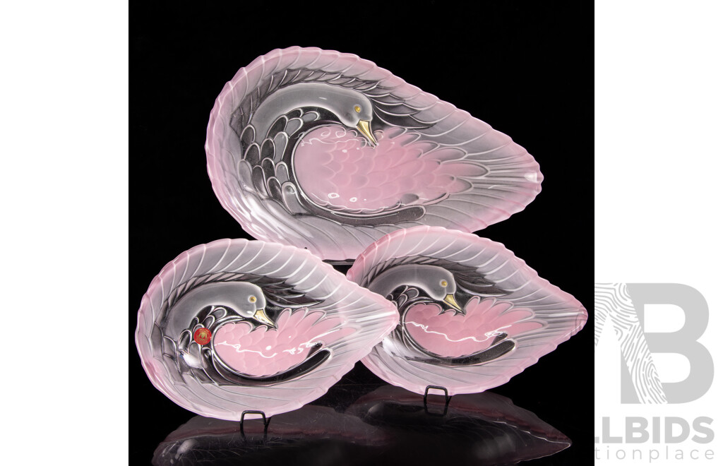 Collection Three Art Deco Style Glass Platters with Swan Decoration and Aventurine Inclusions to Beaks