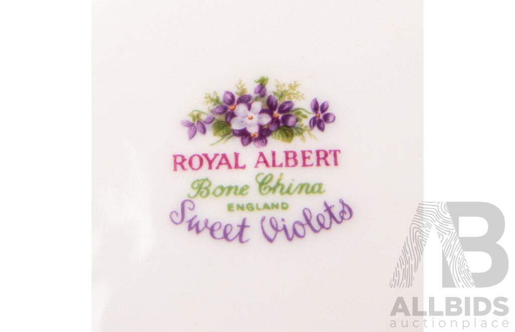 English Royal Albert Porcelain 24 Piece Tea Service in Sweet Violets Pattern,
