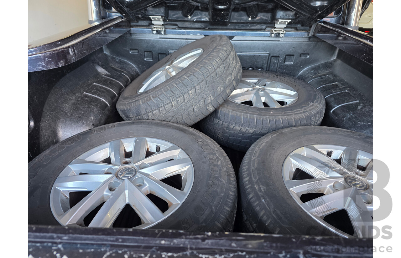 11/2012 Volkswagen Amarok Tdi420 Highline (4x4) 2H MY12.5 Dual Cab Utility Blue Turbo Diesel 2.0L