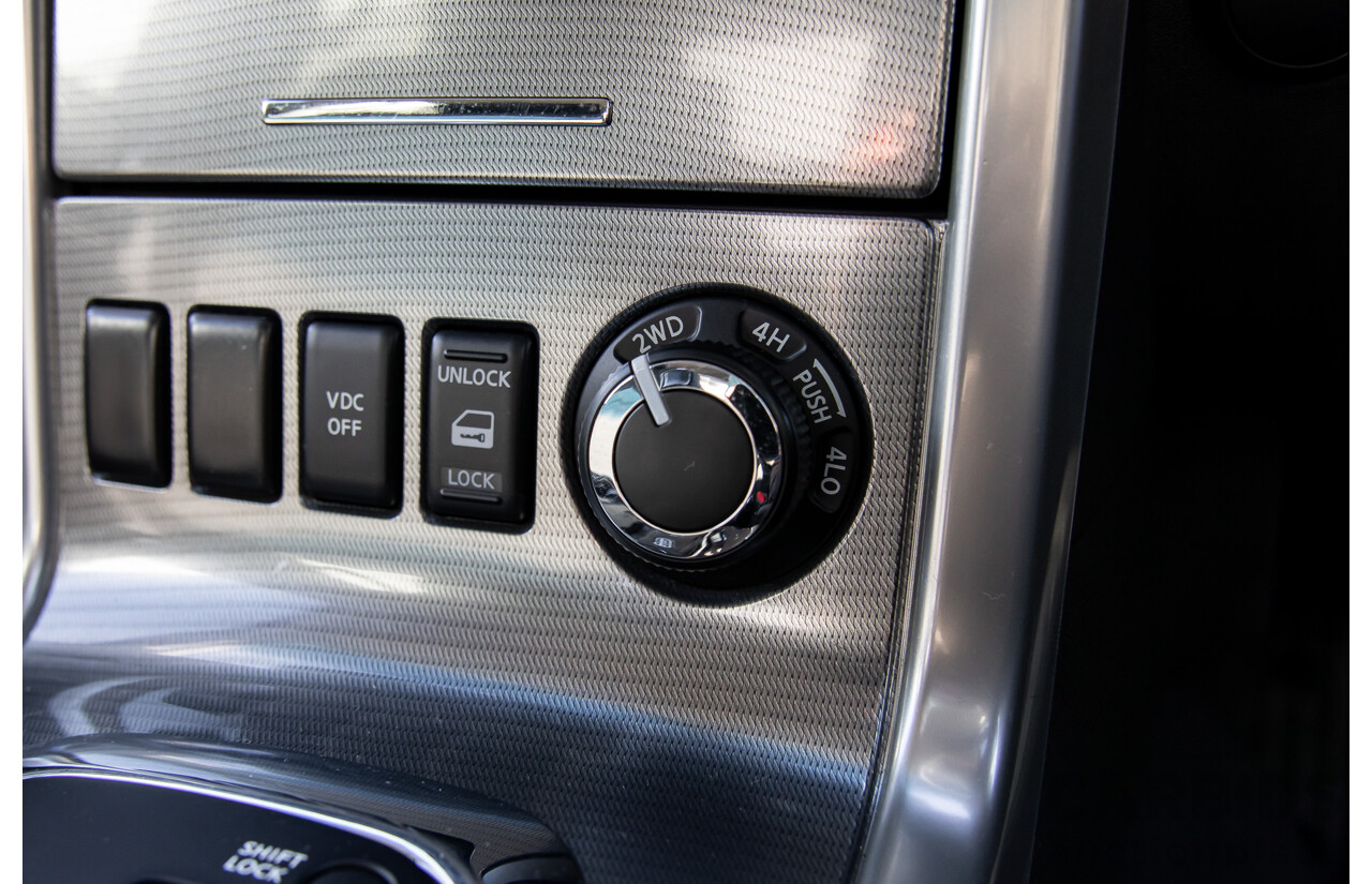 1/2012 Nissan Navara ST-X 550 (4x4) D40 Dual Cab Utility Brilliant Silver Metallic Turbo Diesel V6 3.0L