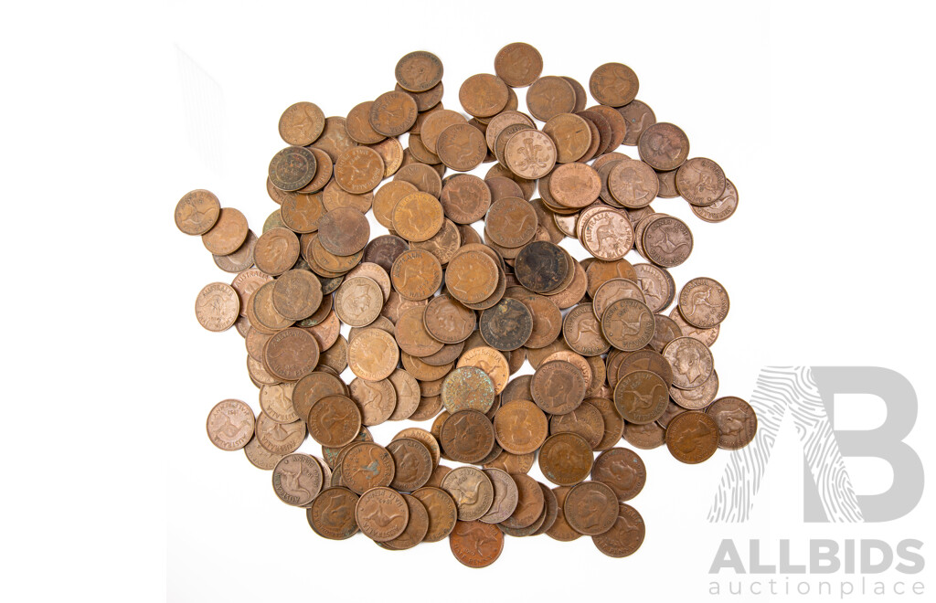 Collection of Australian KGVI and QE2  Half Pennies - Approximately 200