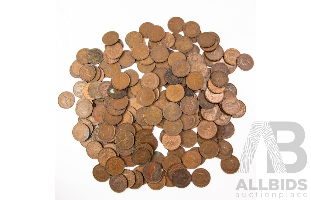 Collection of Australian KGVI and QE2  Half Pennies - Approximately 200