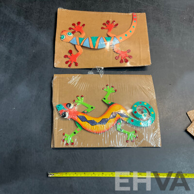 Metal Decorative Indoor Outdoor Hanging Wall Art - Gecko Lizard - Lot of 43