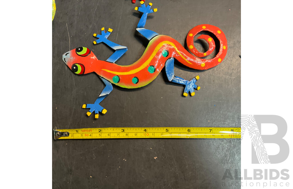 Metal Decorative Indoor Outdoor Hanging Wall Art - Gecko Lizard, Butterfly, Dragonfly - Lot of 58