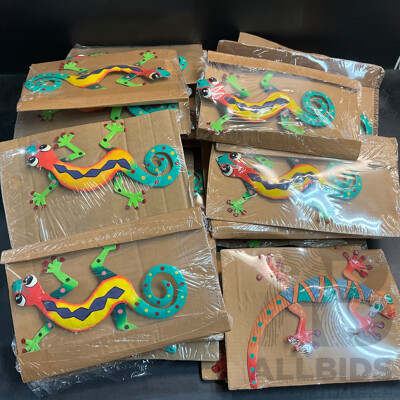 Metal Decorative Indoor Outdoor Hanging Wall Art - Gecko Lizard - Lot of 43
