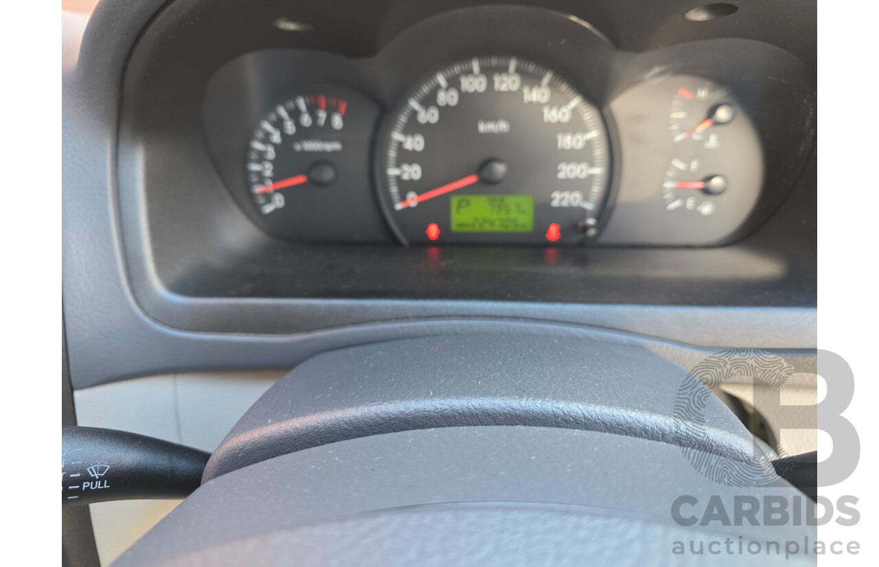 8/2006 Kia Cerato  LD 4d Sedan Blue 2.0L