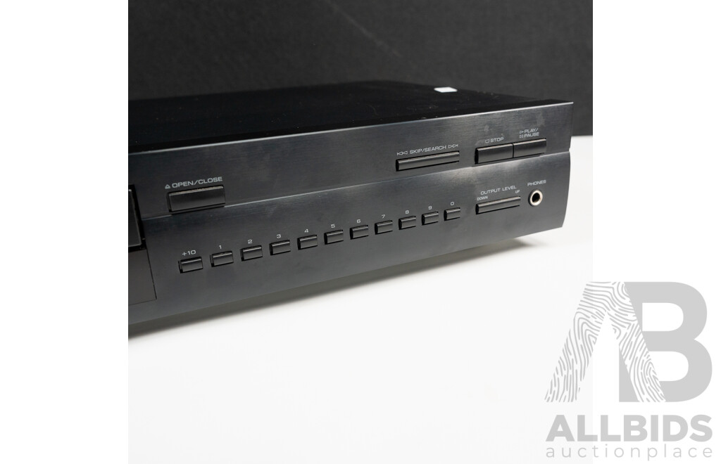 Yamaha Natural Sound Compact Disc Player CDX 480