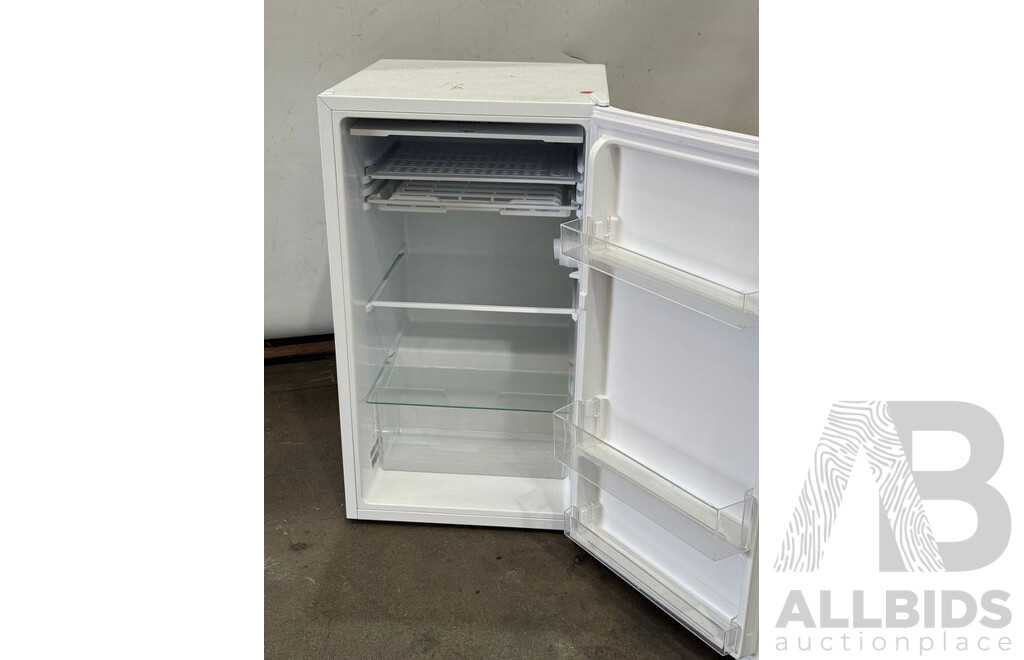 Hisense 125 Ltr Bar Fridge