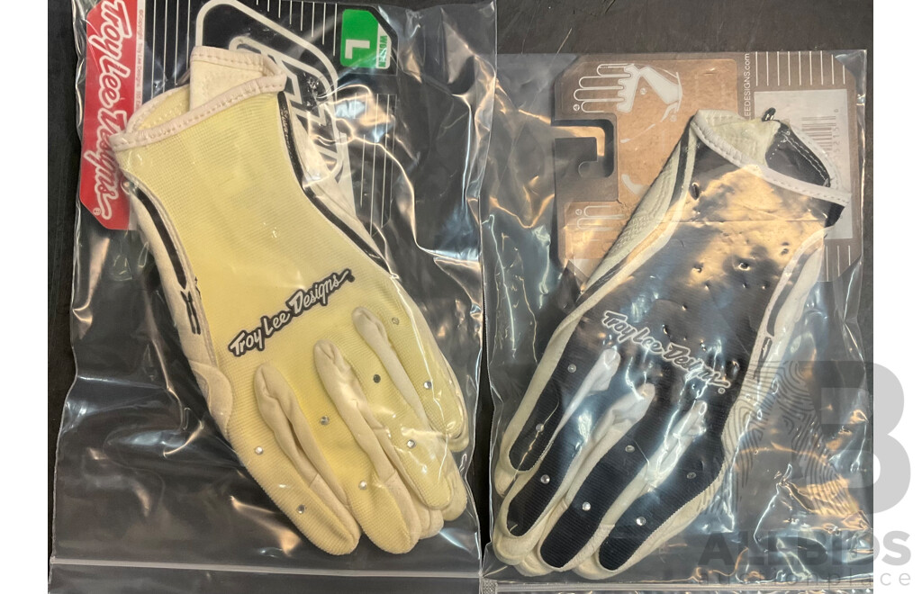 TroyLee Designs Racing Gloves - Black & White Size L - Lot of 2