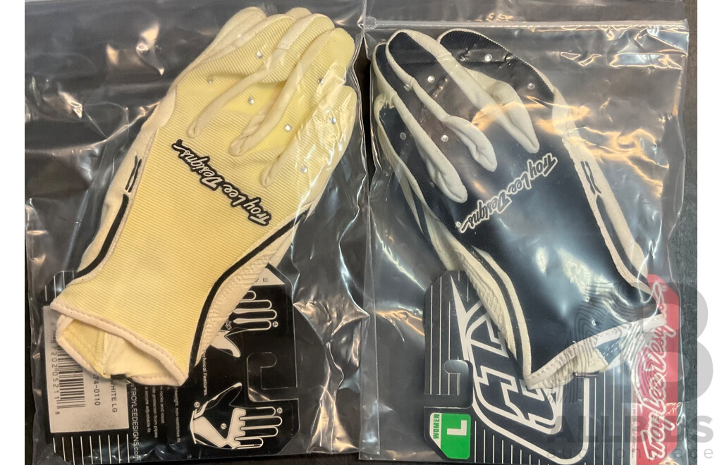 TroyLee Designs Racing Gloves - Black & White Size L - Lot of 2