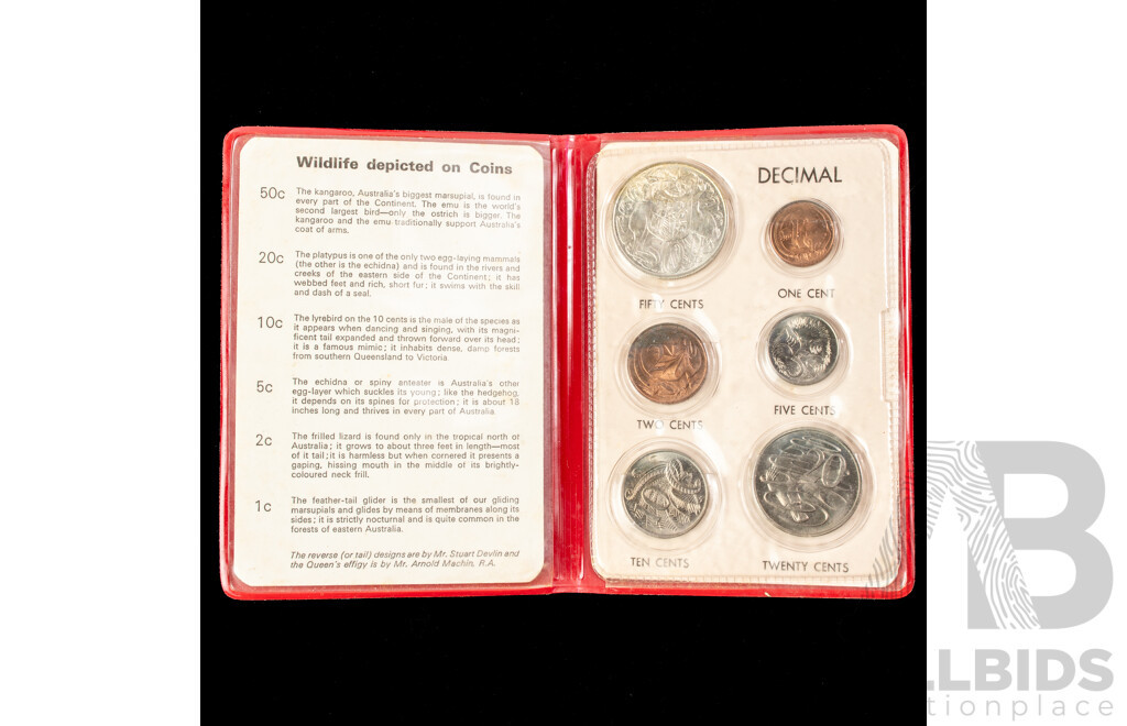 Australian 1966 Decimal Currency First Issue UNC Coin Wallet with Round Silver Fifty Cent
