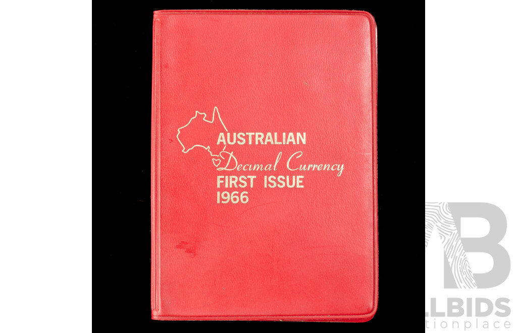 Australian 1966 Decimal Currency First Issue UNC Coin Wallet with Round Silver Fifty Cent
