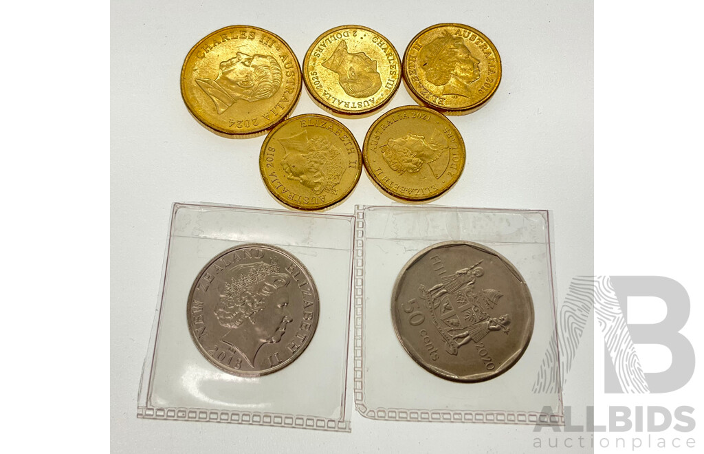 Australian 2024 Commemorative One Dollar, Bluey Buck,, Commemorative Two Dollar Coins Including 2025 Women's Weekly Children's Birthday Cake Cook Book, 2021 Ambulance Service, 2018 Lest We Forget, 2018 Armistice........