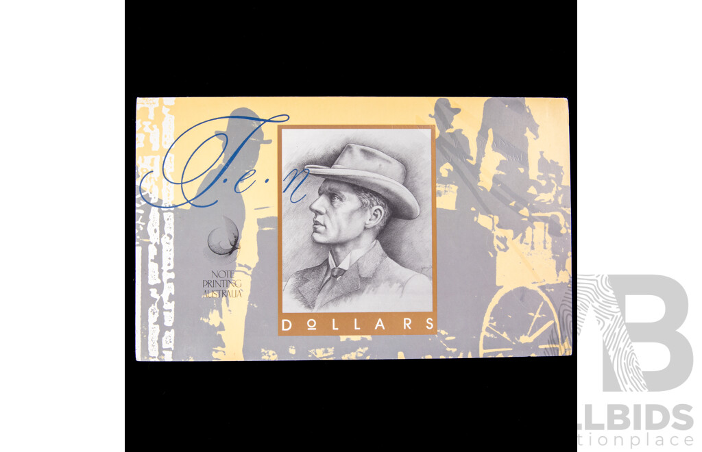 Australian 1993 First Ten Dollar Polymer Note, Last Ten Dollar Paper Note Folder