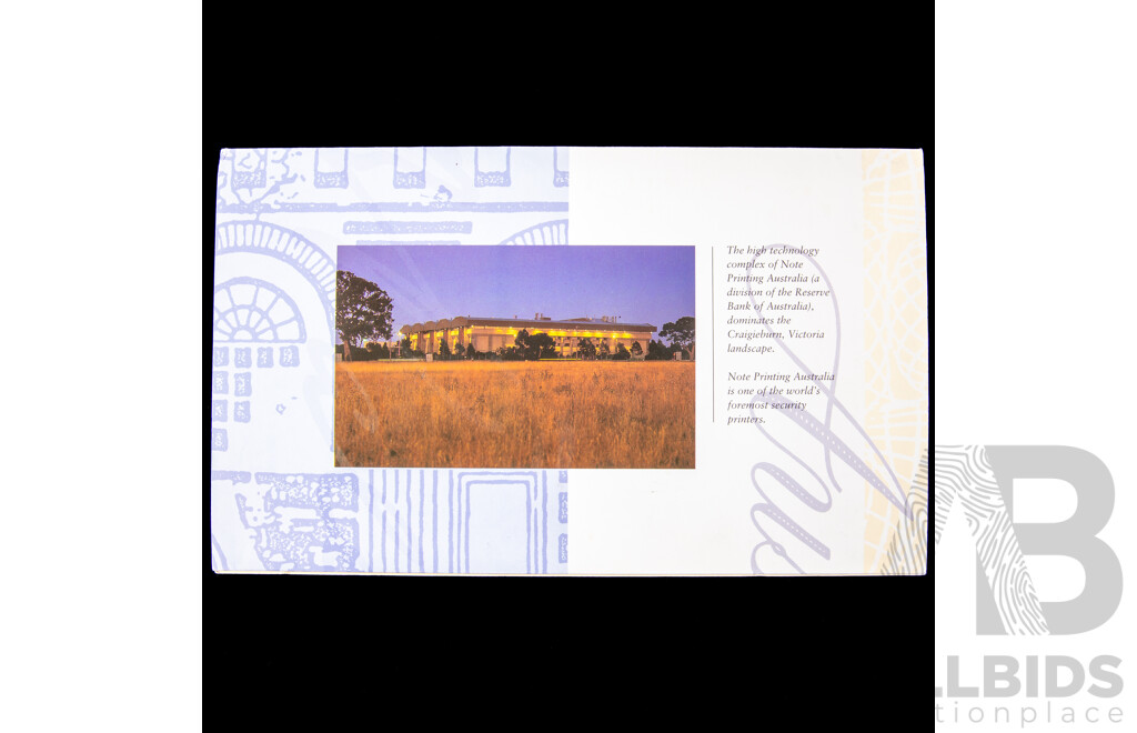Australian 1993 First Ten Dollar Polymer Note, Last Ten Dollar Paper Note Folder
