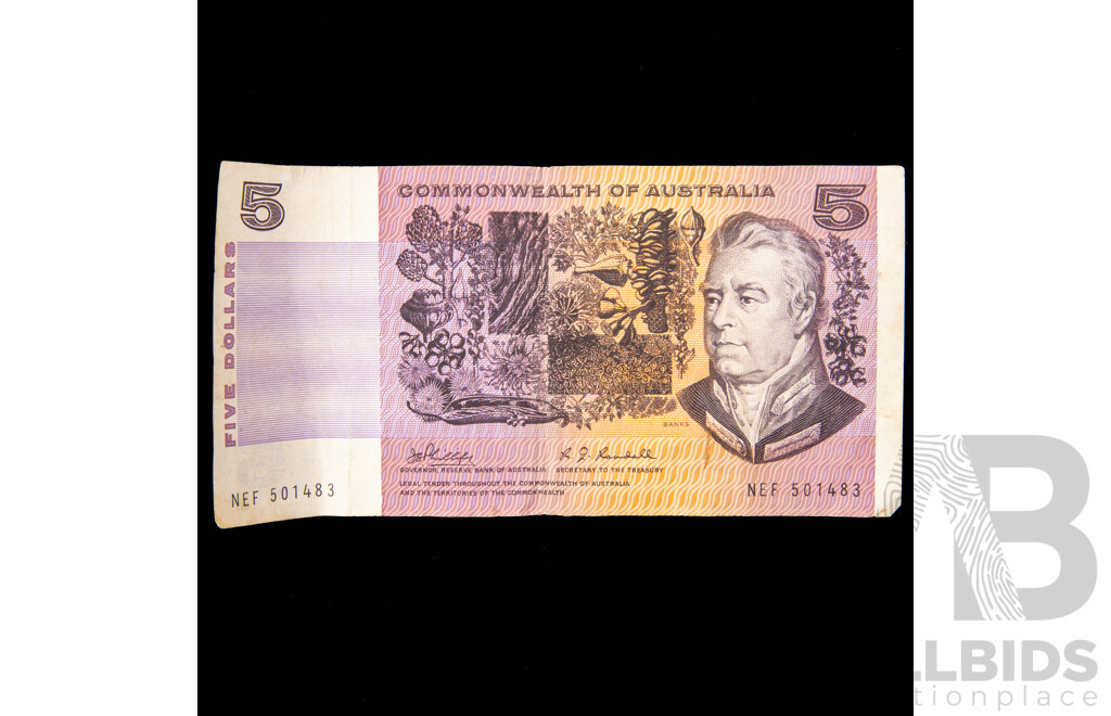Australian 1969 Five Dollar Note Phillips/Randall R203 NEF 501483