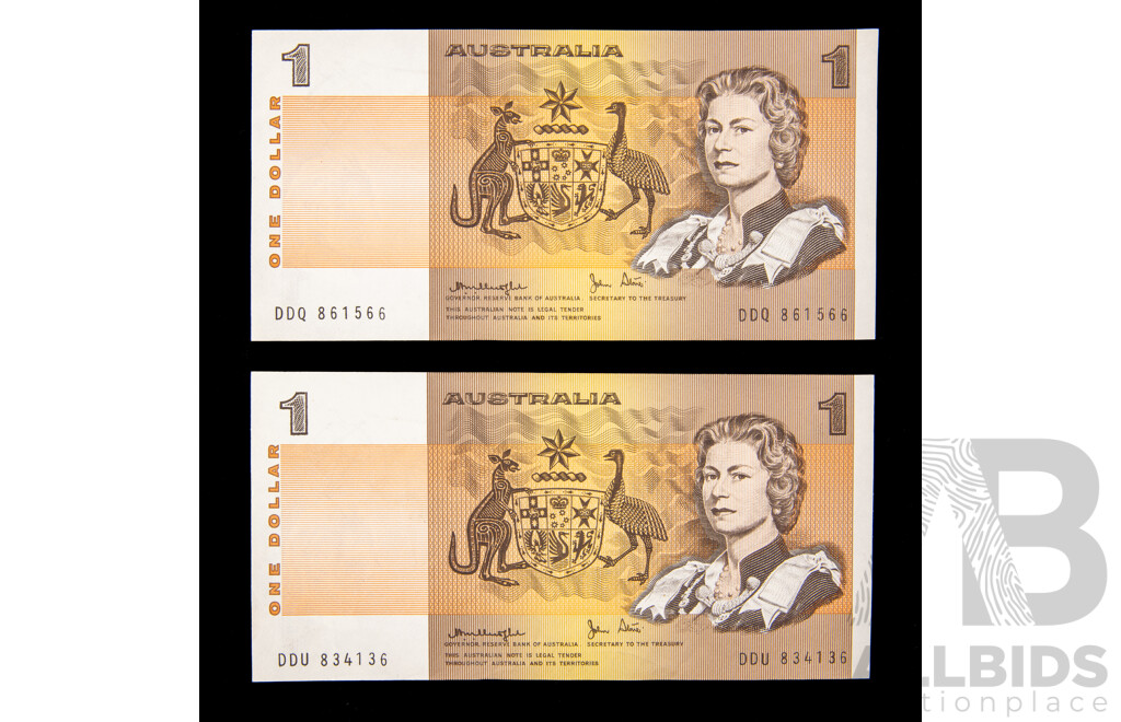 Two Australian 1979 One Dollar Notes Knight/Stone R77, DDQ, DDU