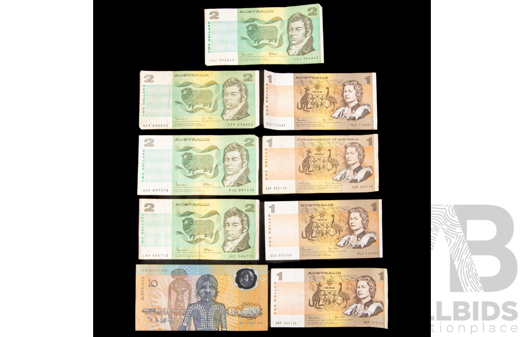 Australian 1988 Ten Dollar Bicentennial Note First Issue AB24961306, Four Two Dollar Notes 1983, 1985, One Dollar Notes 1969, 1982