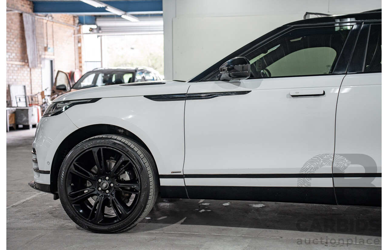 01/2019 Land Rover Range Rover Velar D300 R-Dynamic SE (AWD) L560 MY19.5 4d Wagon Fuji White/Santorini Black Roof Twin Turbo Diesel V6 3.0L