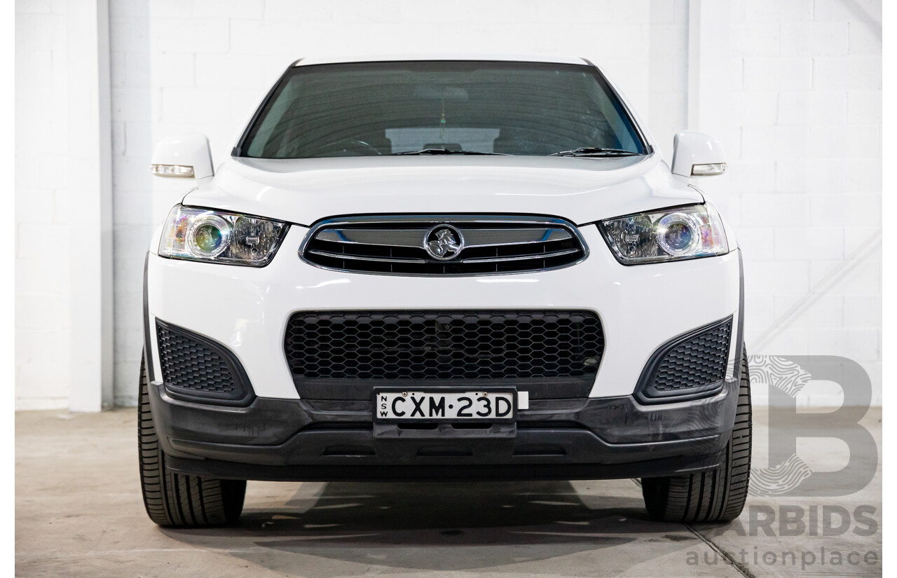 2/2015 Holden Captiva 7 LS (FWD) CG MY15 4d Wagon Summit White 2.4L - 7 Seater