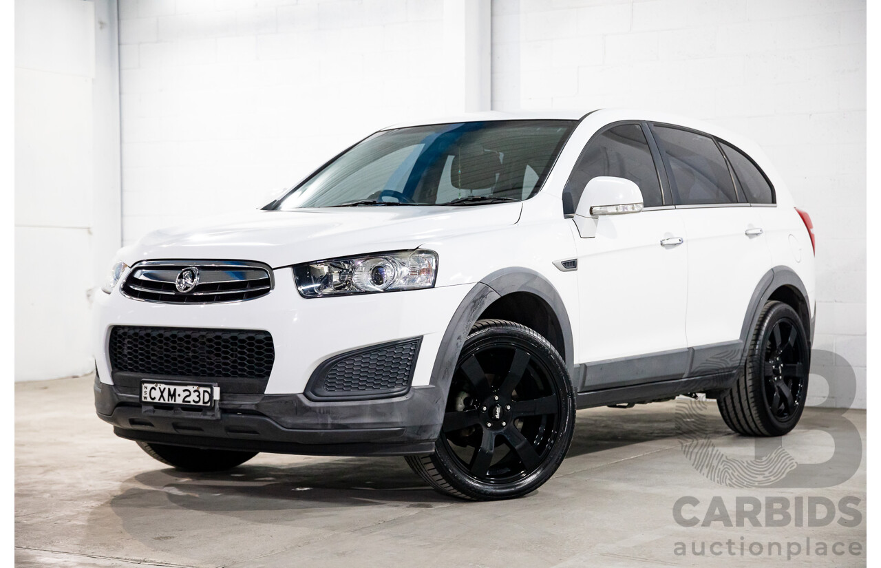 2/2015 Holden Captiva 7 LS (FWD) CG MY15 4d Wagon Summit White 2.4L - 7 Seater