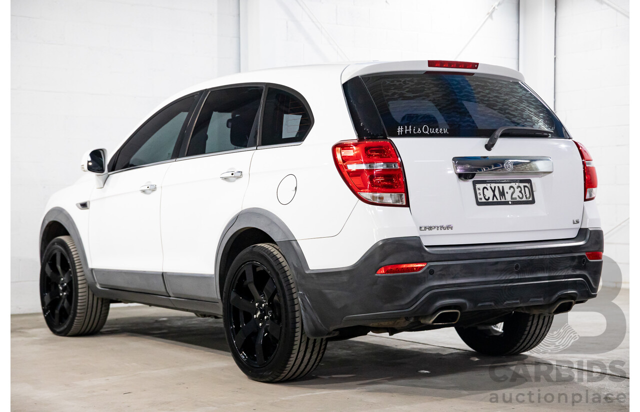 2/2015 Holden Captiva 7 LS (FWD) CG MY15 4d Wagon Summit White 2.4L - 7 Seater