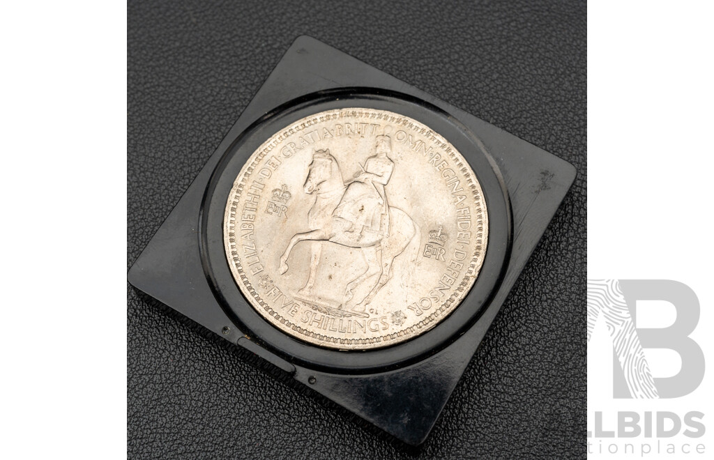Sekonda 03270 Watch, 1953 Five Shilling Coin in Case, Black Obsidian Bangle & Vintage Pocket Knife