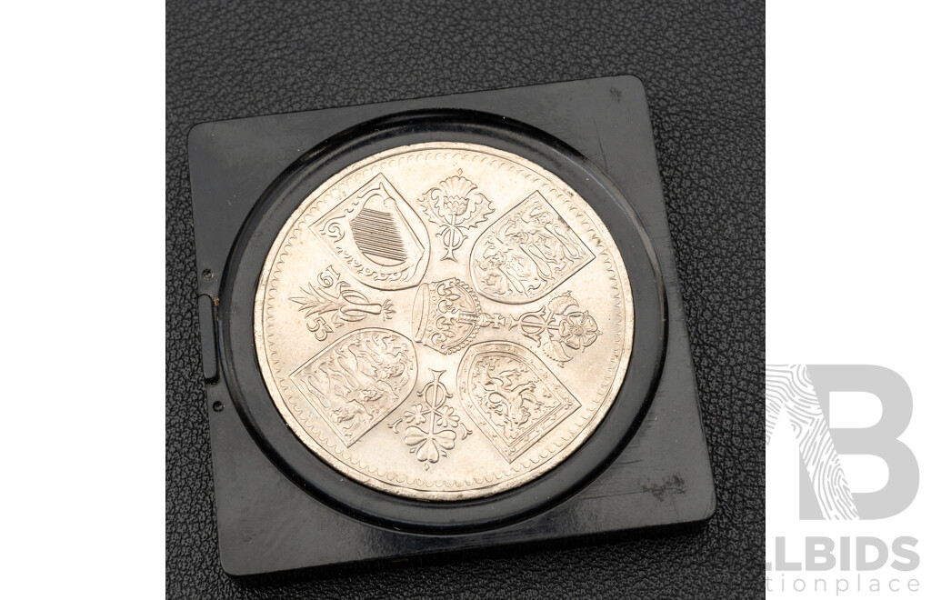 Sekonda 03270 Watch, 1953 Five Shilling Coin in Case, Black Obsidian Bangle & Vintage Pocket Knife