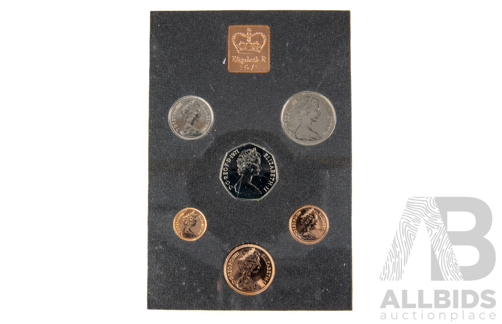 Two Royal Mint Coinage of Great Britain and Northern Island Proof Coin Sets, 1970 and 1971