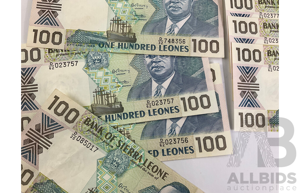 Eighteen Sierra Leone 1989/90 One Hundred Leone Notes, Consecutive Run of Nine and  Five
