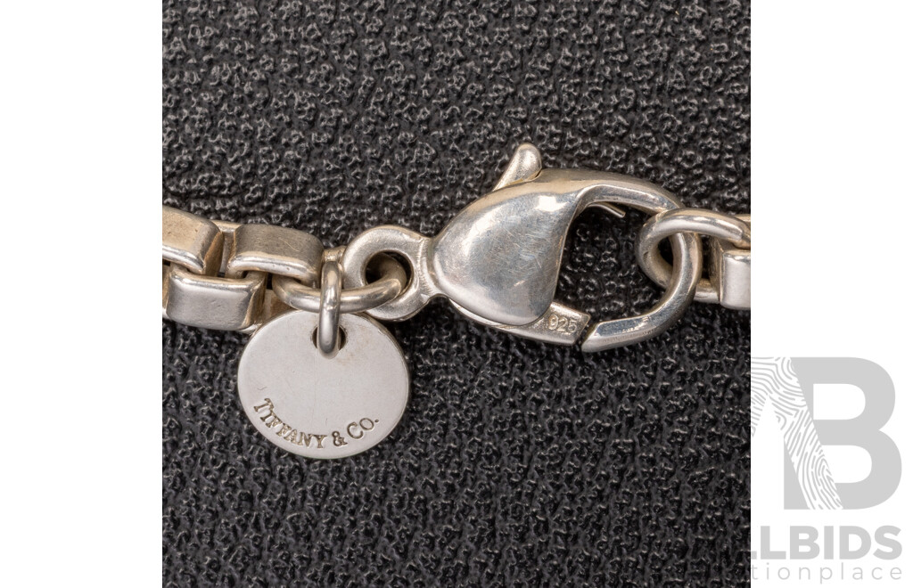 Sterling Silver Venetian Link Bracelet Hallmarked Tiffany & Co. 925, 19cm, 15.83 Grams