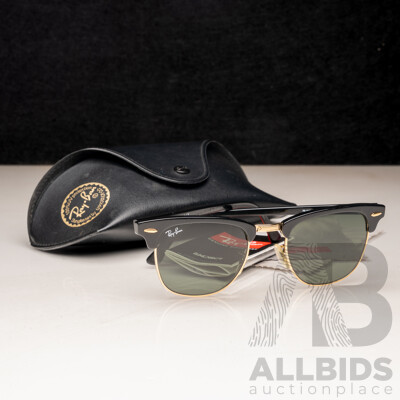 Ray-Ban 3016 Clubmaster Sunglasses, RB 3016 W0385, with Original Case